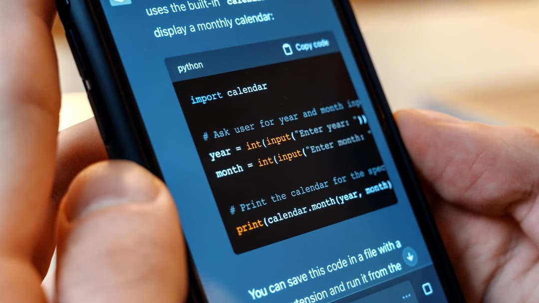 Custom App Development vs No-Code App Builders: Which Is Better for Startups in 2026?