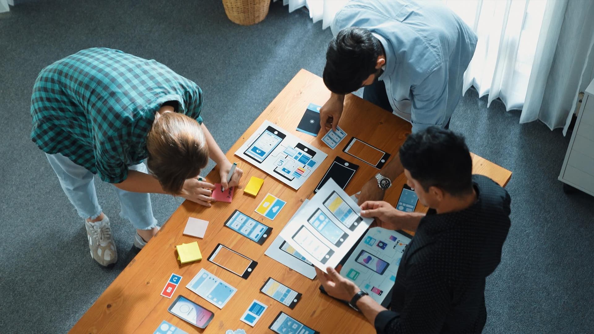 How Tampa Service Companies Can Use Custom Apps to Manage Teams