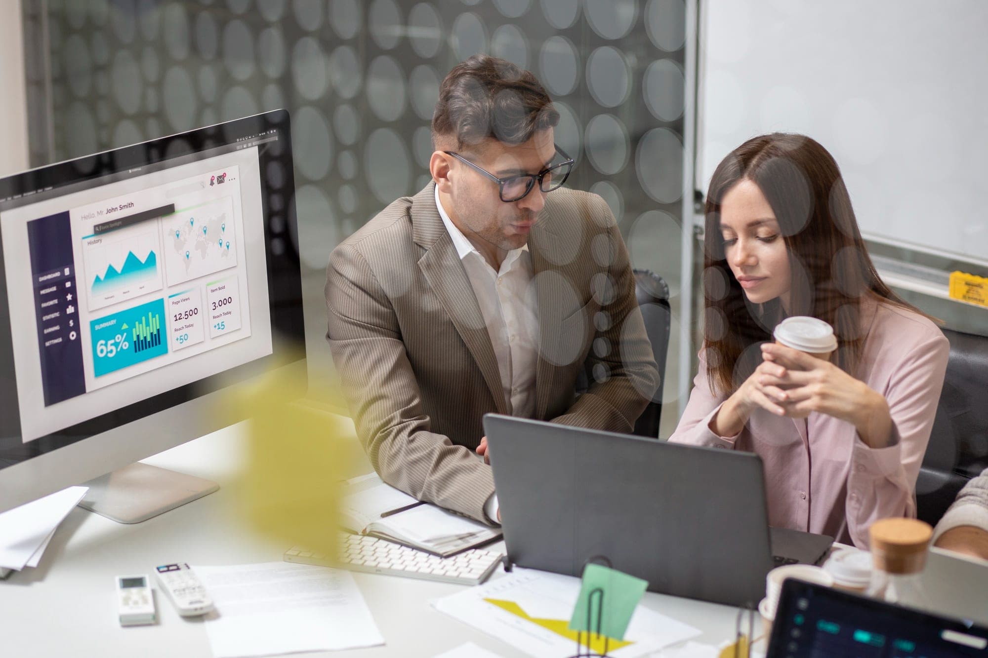 How Custom Software Development Supports Business Growth
