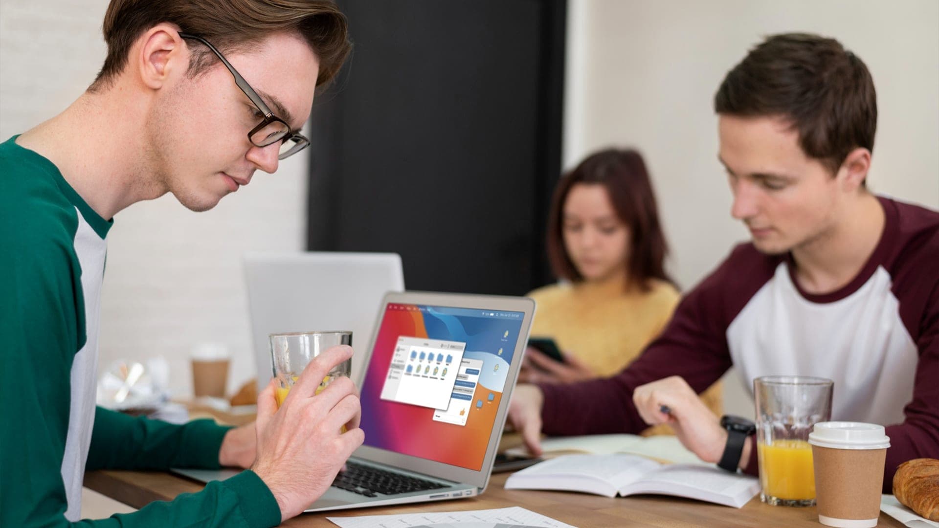 What Startups Need to Know Before Hiring App Developers